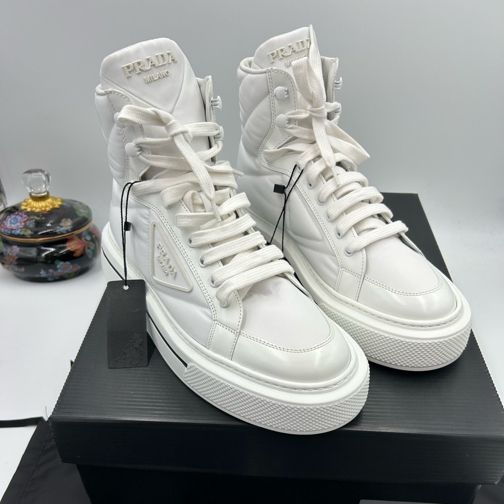 Women's Prada re-nylon leather hightop sneakers size 39.5 made in Italy